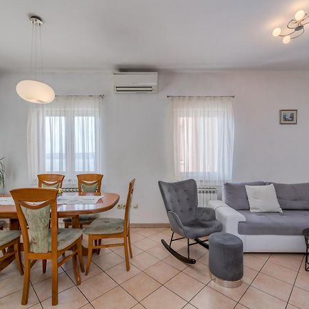 Apartment Krilo Jesenice Bagian luar foto