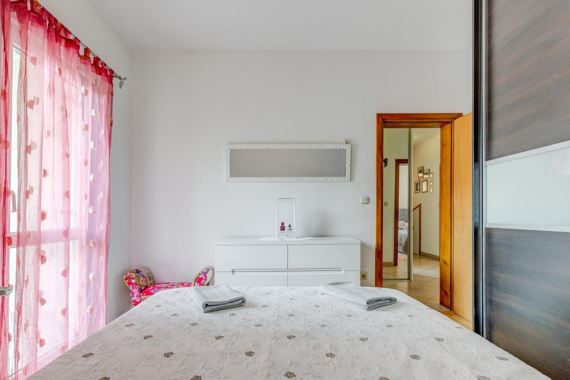 Apartment Krilo Jesenice Bagian luar foto
