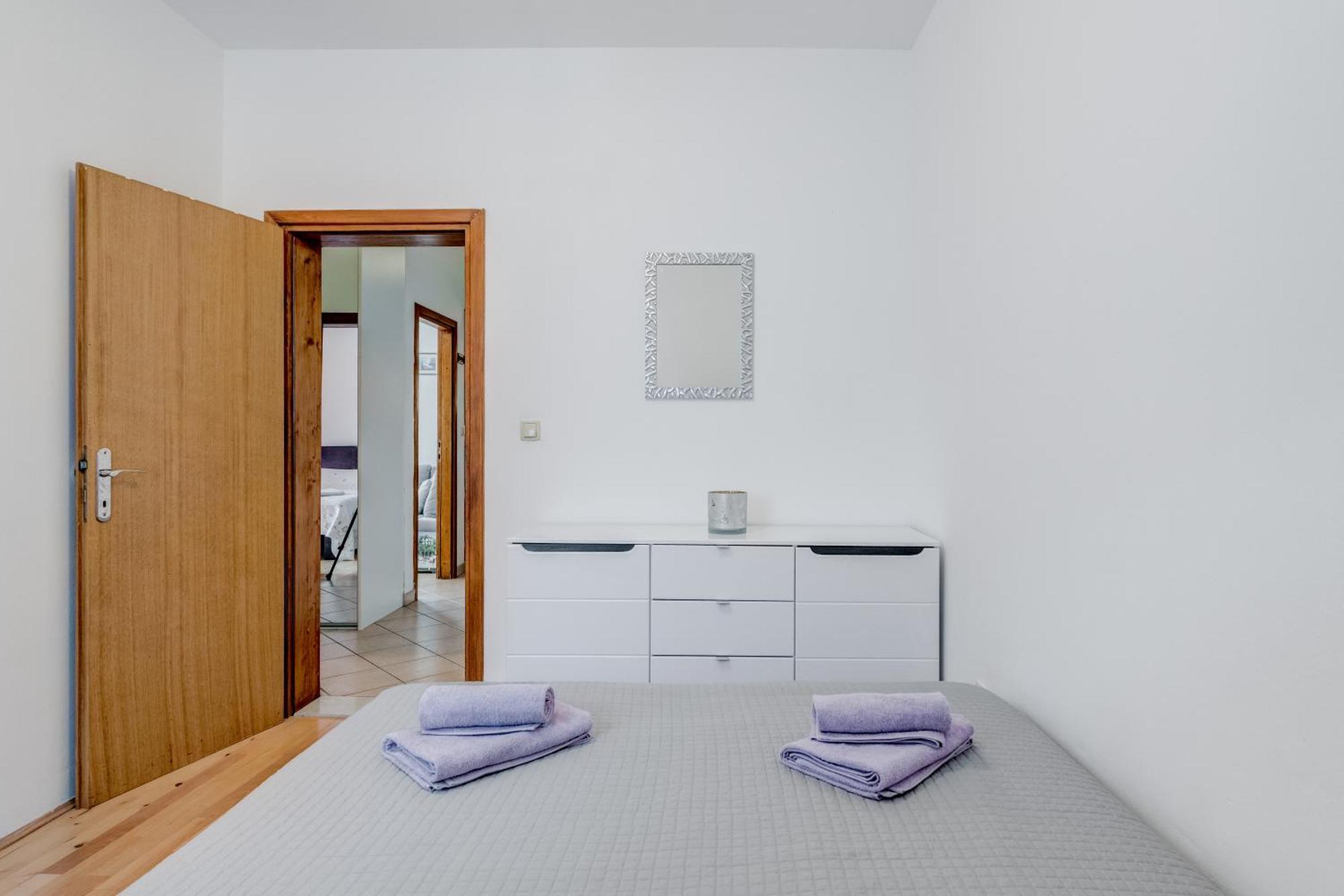 Apartment Krilo Jesenice Bagian luar foto