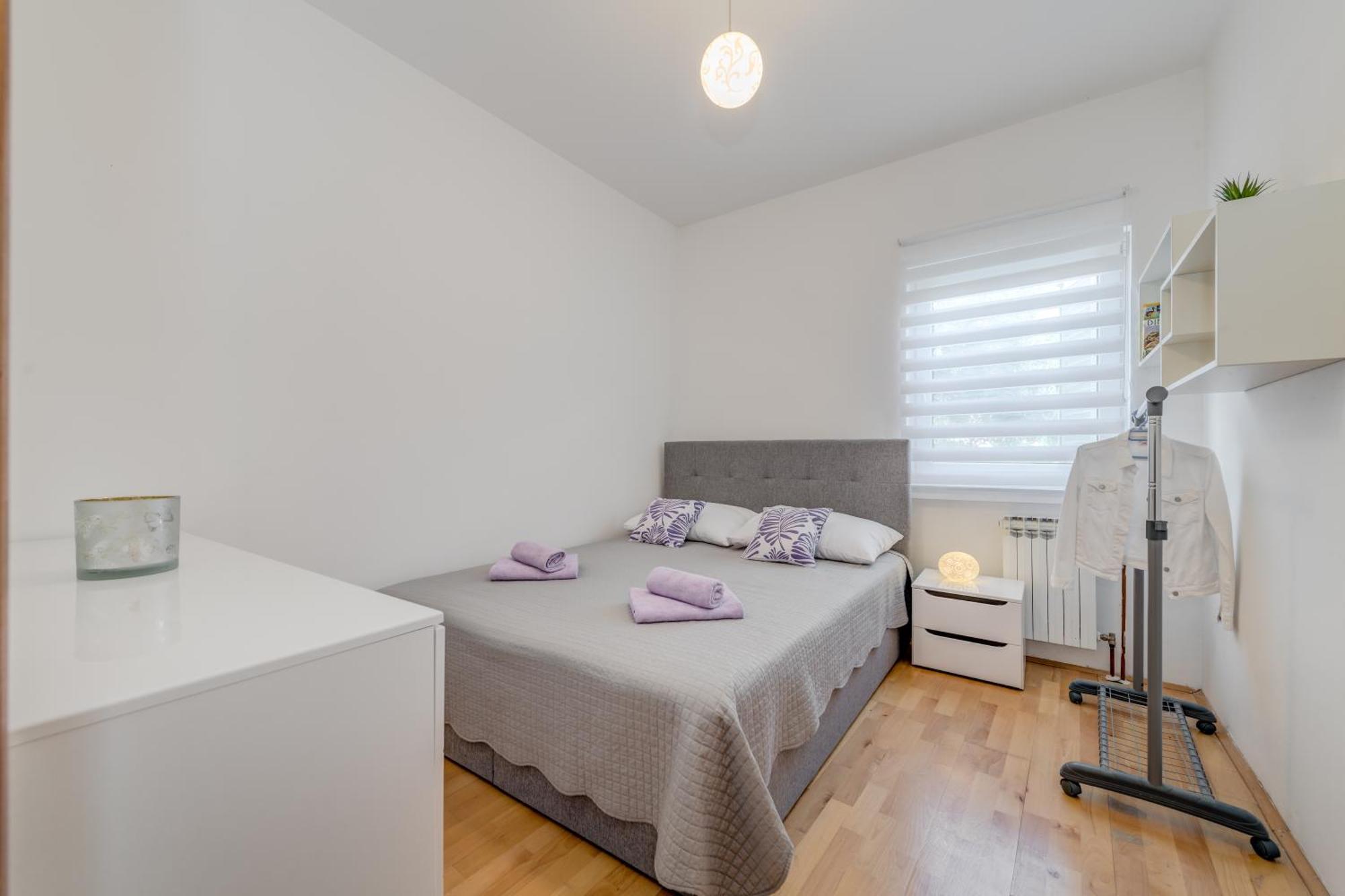 Apartment Krilo Jesenice Bagian luar foto