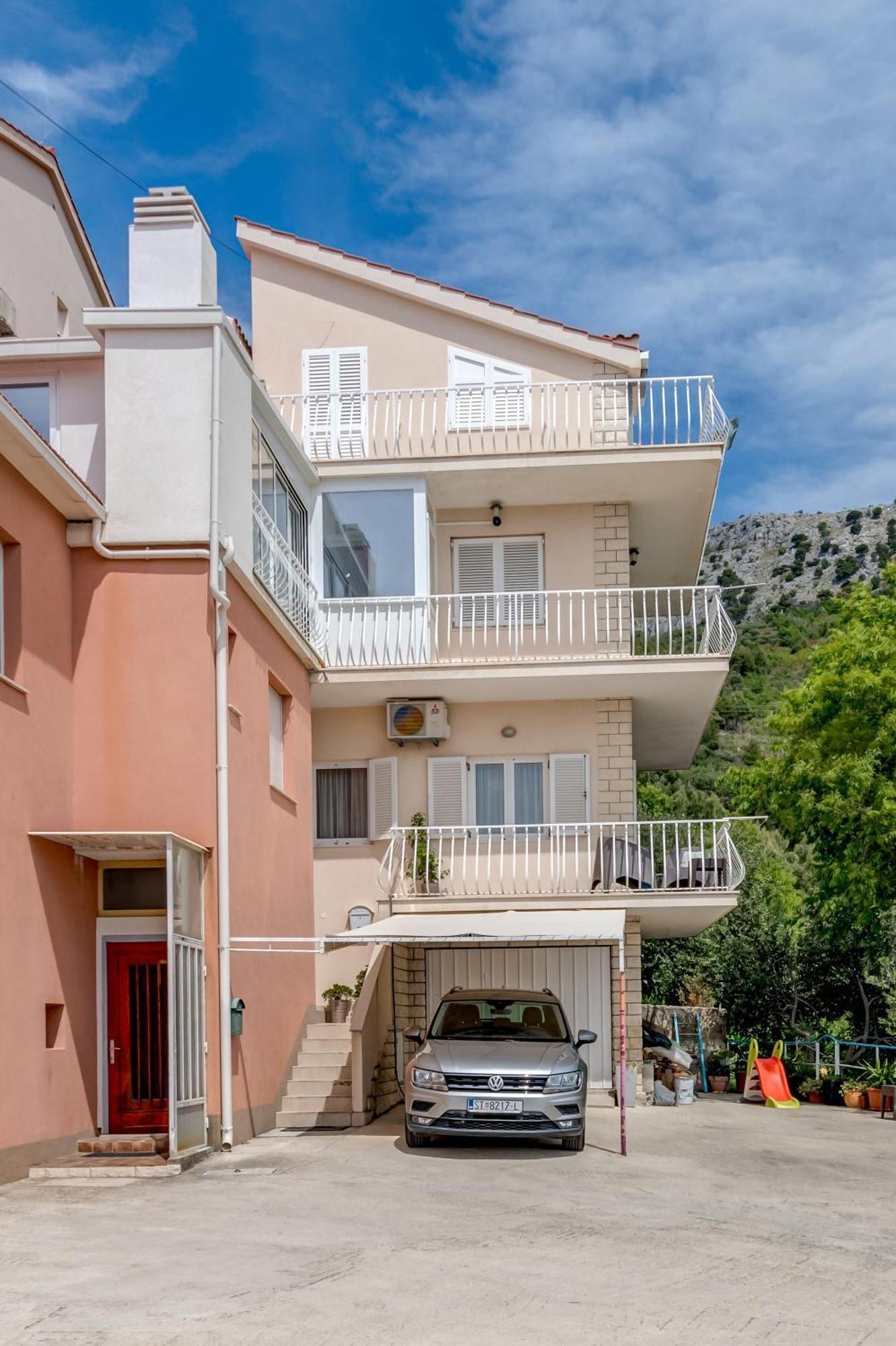 Apartment Krilo Jesenice Bagian luar foto