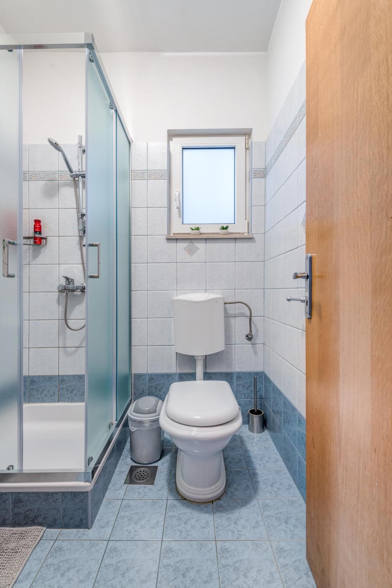Apartment Krilo Jesenice Bagian luar foto
